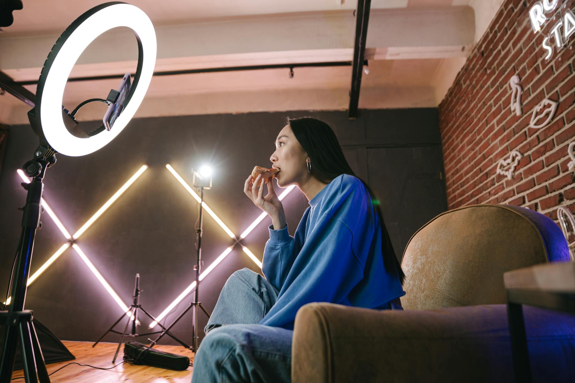 What is content creator income from short-form video in 2025?